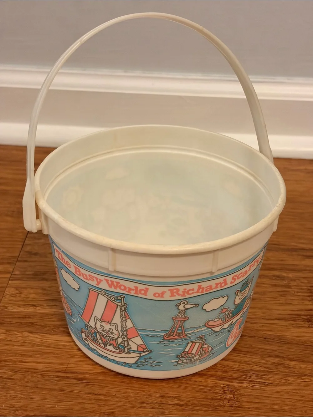 Chick-Fil-A Busy World of Richard Scarry 1993 Vintage Meal Bucket Pail 90s Kid